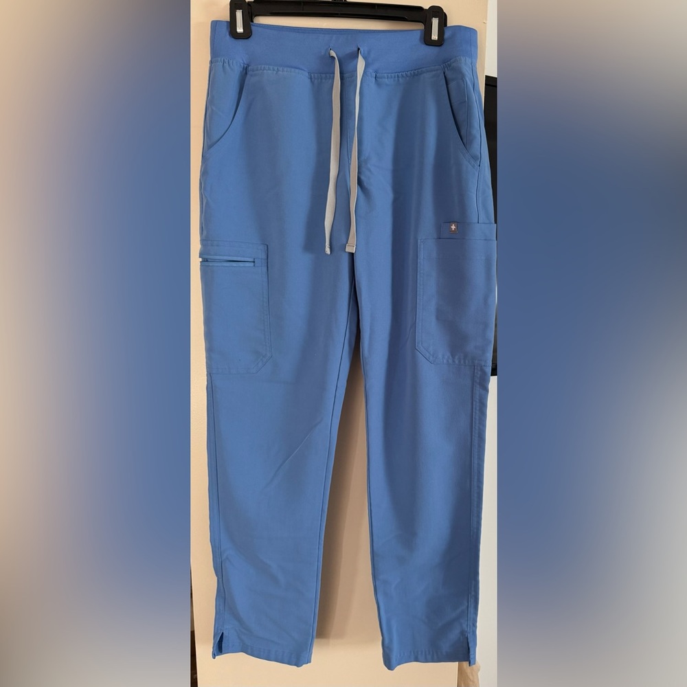 Figs Women's Yola 2 Scrub Pants in Ceil Blue